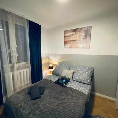 Clicktheflat Karmelicka Varşova