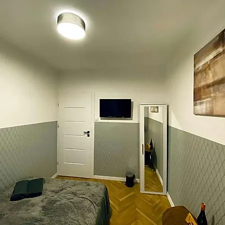 Clicktheflat Karmelicka Albergue Varsóvia